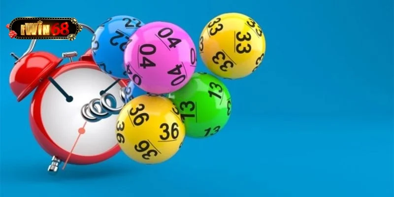 Nhân viên hỗ trợ khách hàng giải đáp thắc mắc trực tuyến.